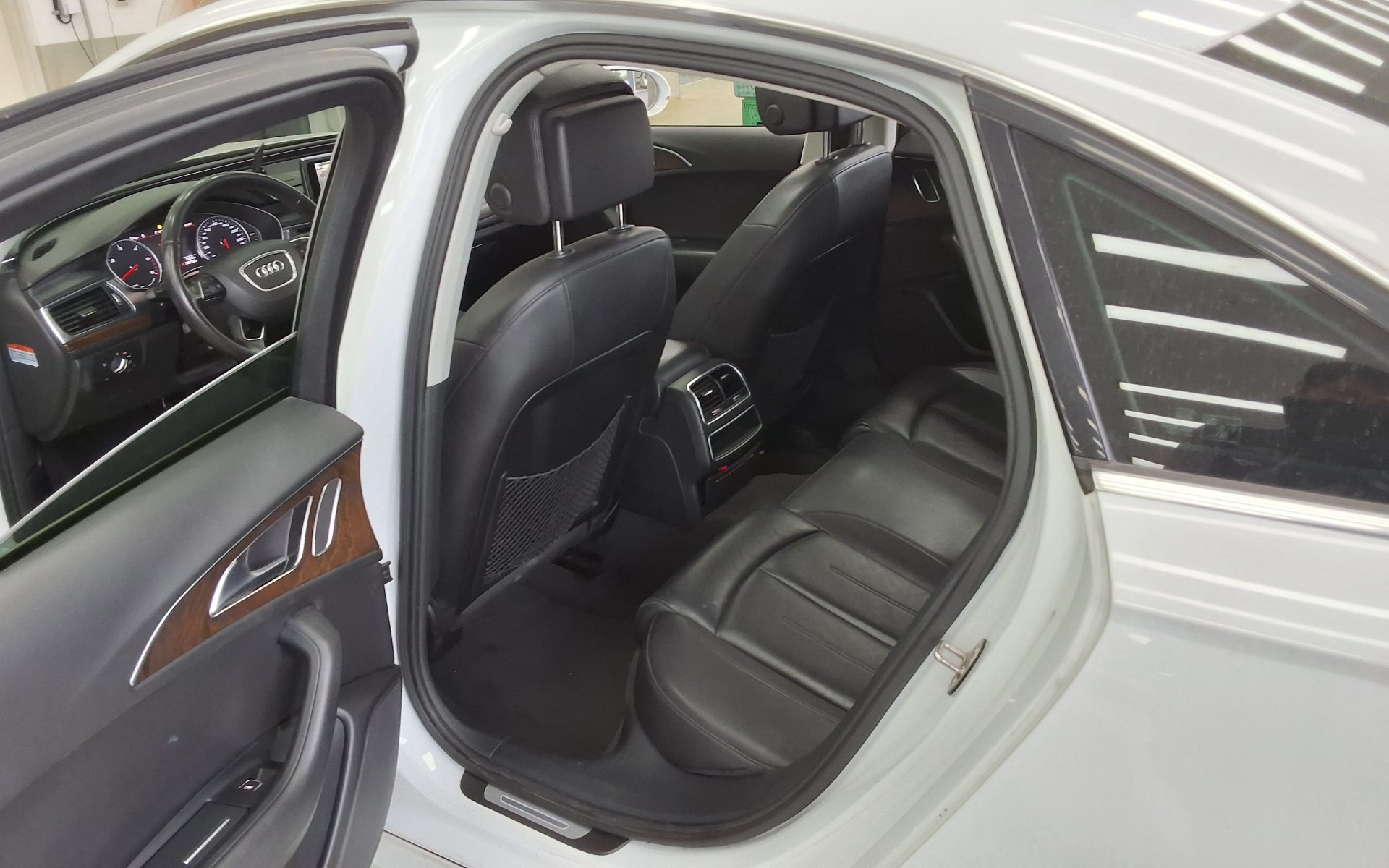 AUDI A6 (4TH GEN) 35 TDI COMFORT 2016 - zdjęcie 12