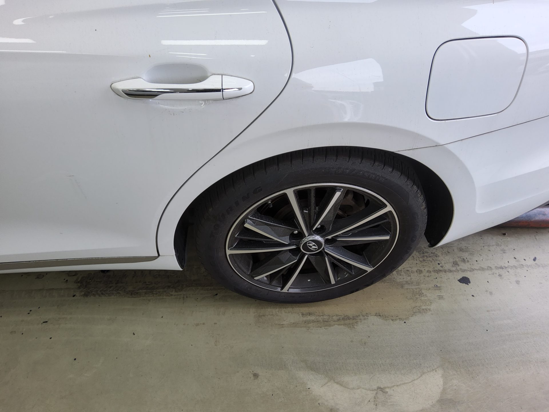 HYUNDAI THE NEW GRANDEUR IG GASOLINE 2.5 LE BLANC 2023 - zdjęcie 22