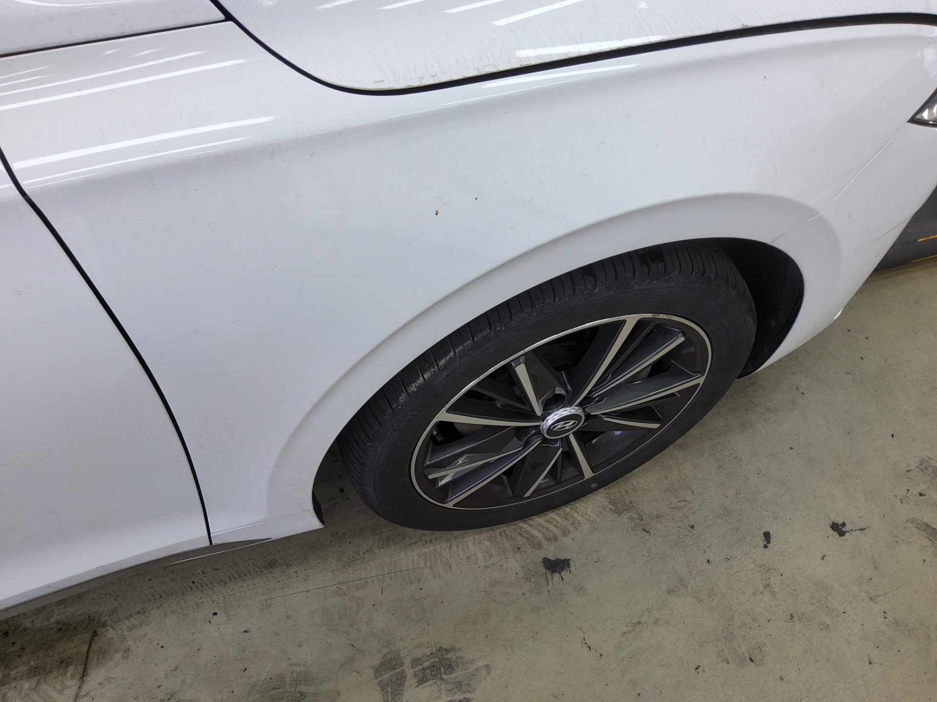 HYUNDAI THE NEW GRANDEUR IG GASOLINE 2.5 LE BLANC 2023 - zdjęcie 23