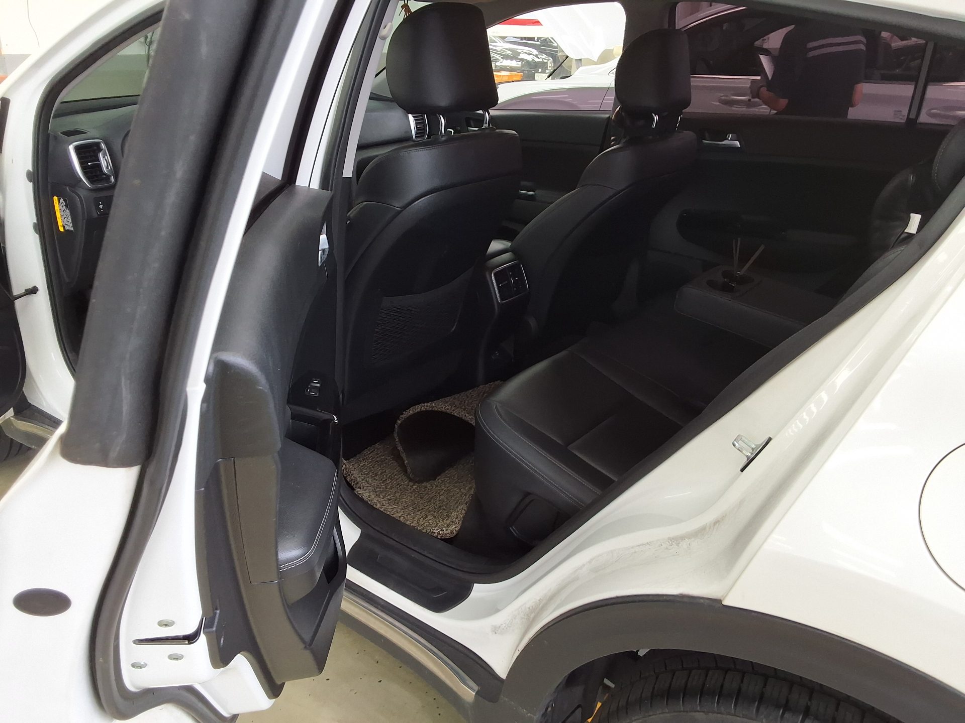 KIA NEW SPORTAGE R2.0 2WD NOBLESSE PLUS 2018 - zdjęcie 12