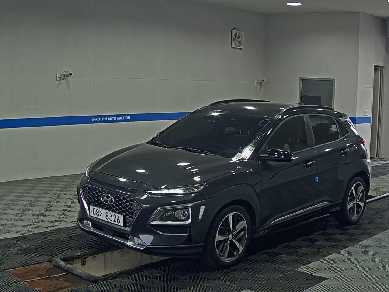 HYUNDAI KONA 1.6 GASOLINE 4WD PREMIUM 2018 - zdjęcie 2