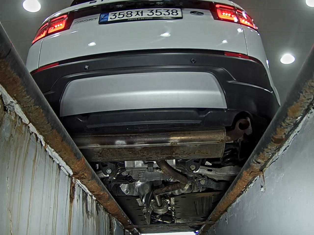 LAND ROVER DISCOVERY SPORT 2.0 P250 SE 2023 - zdjęcie 8
