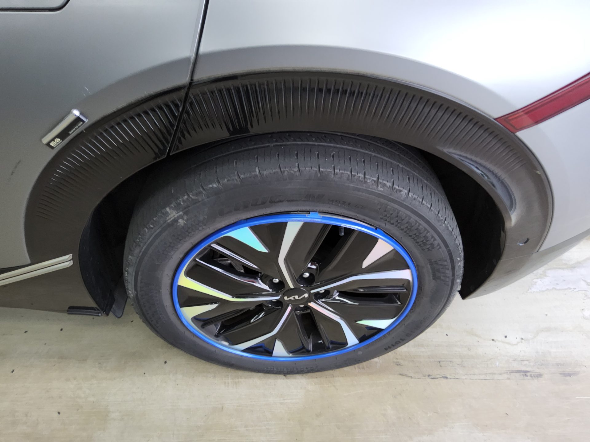 KIA EV6 LONG RANGE 2WD EARTH 2023 - zdjęcie 24