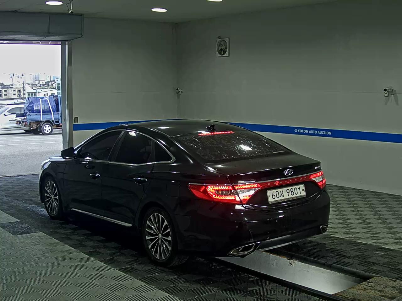 HYUNDAI GRANDEUR HG HG 300 EXCLUSIVE 2013 - zdjęcie 6