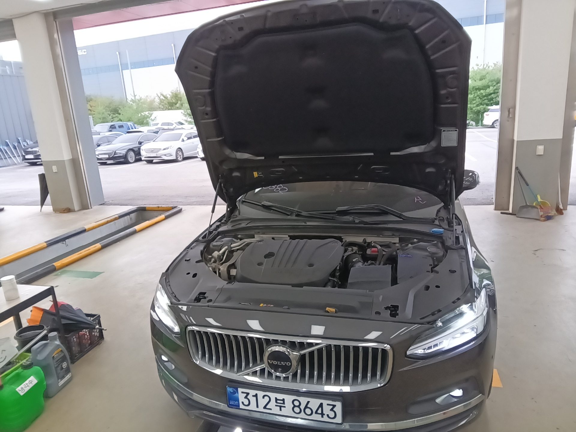 VOLVO THE NEW S90 B5 ULTIMATE BRIGHT 2023 - zdjęcie 26