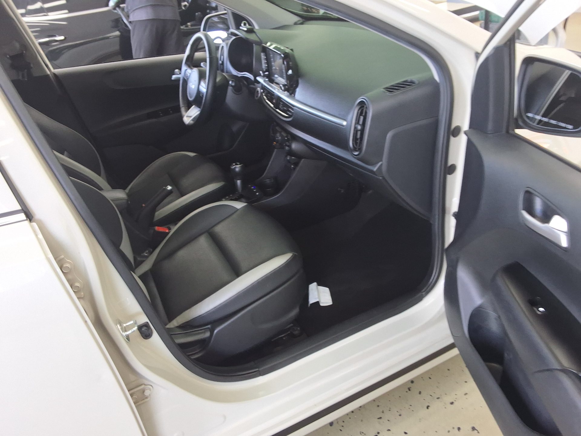 KIA MORNING URBAN 1.0 GASOLINE PRESTIGE 2023 - zdjęcie 15