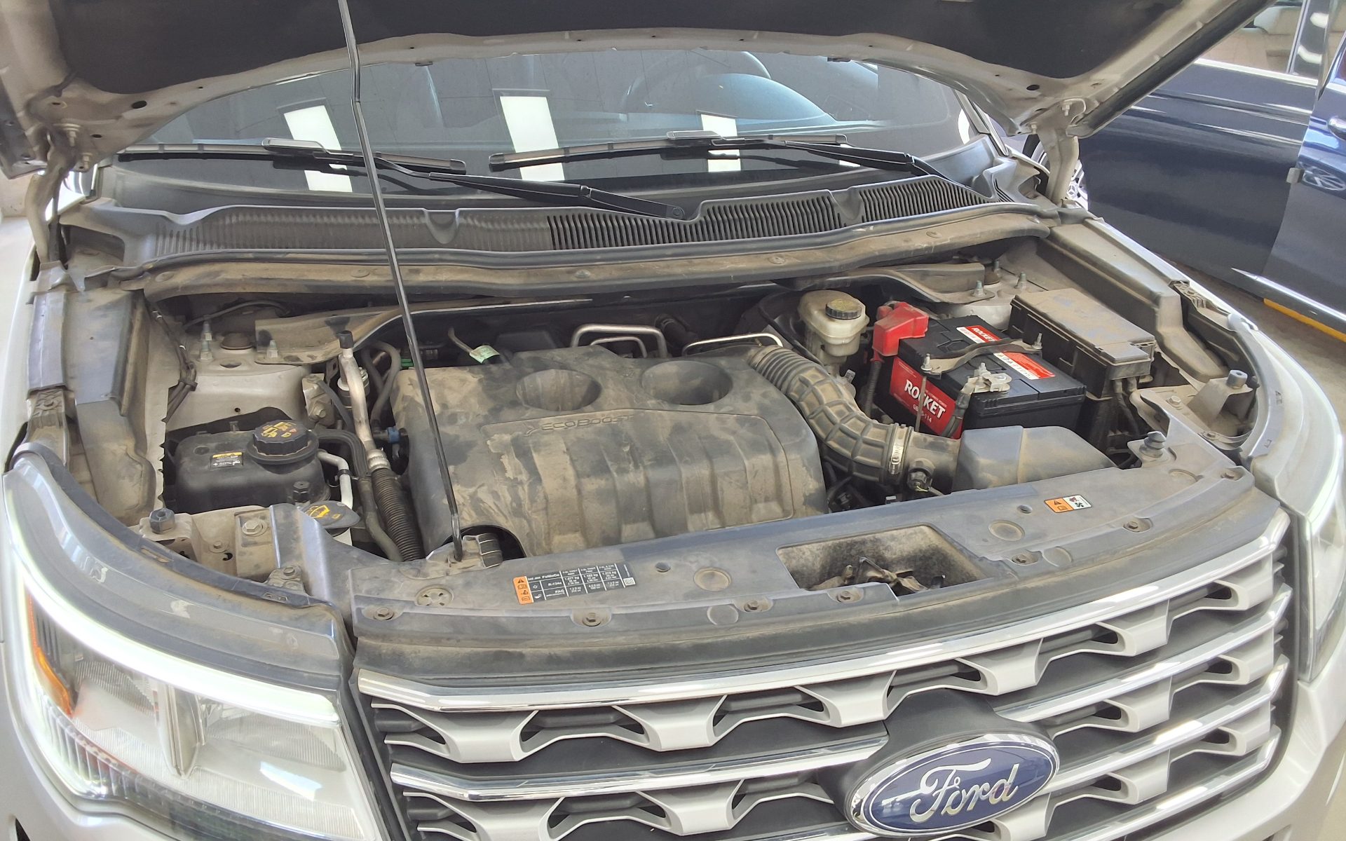 FORD EXPLORER (5TH GEN) 2.3 AWD LIMITED 2017 - zdjęcie 22
