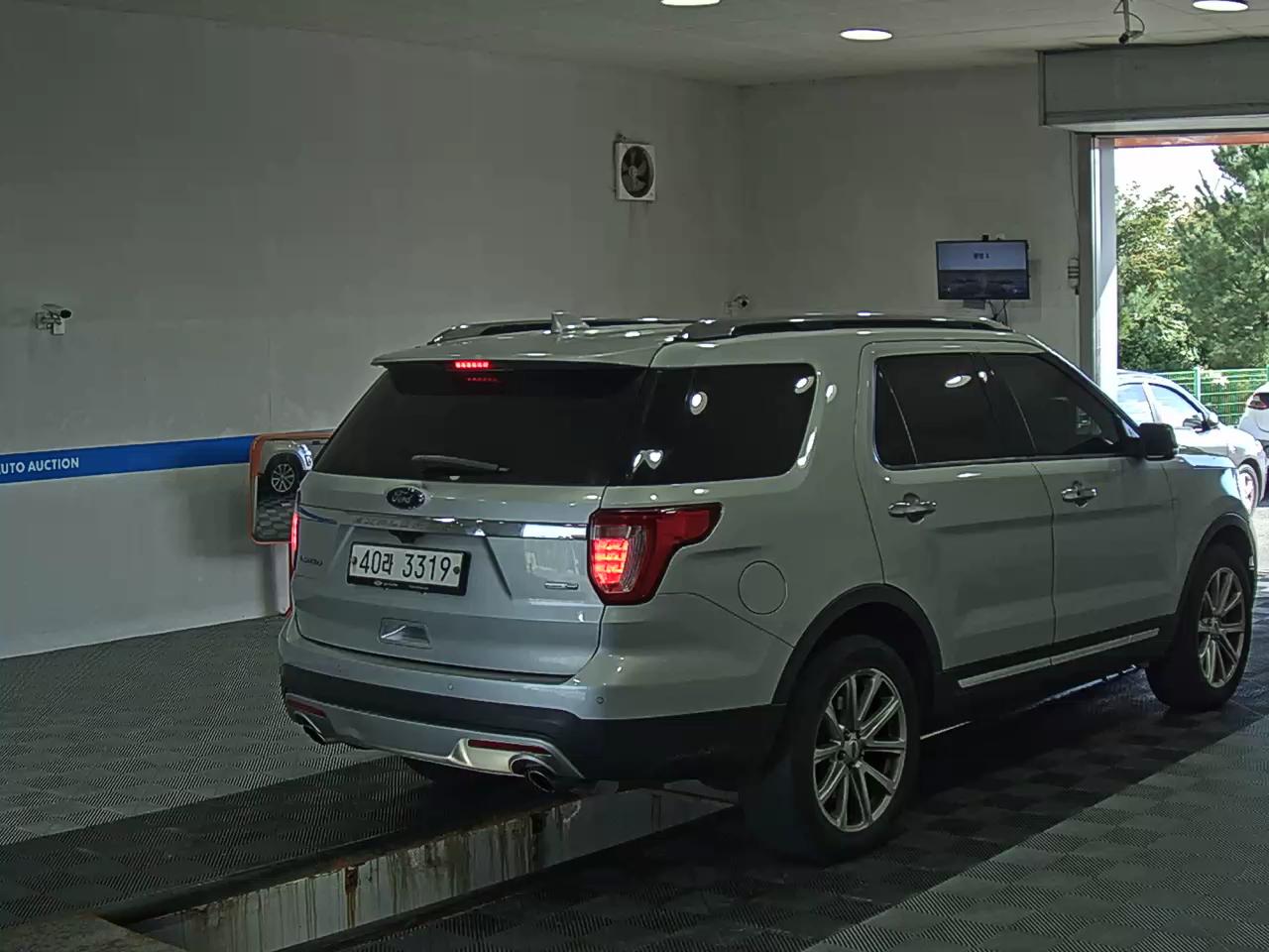 FORD EXPLORER (5TH GEN) 2.3 AWD LIMITED 2017 - zdjęcie 5