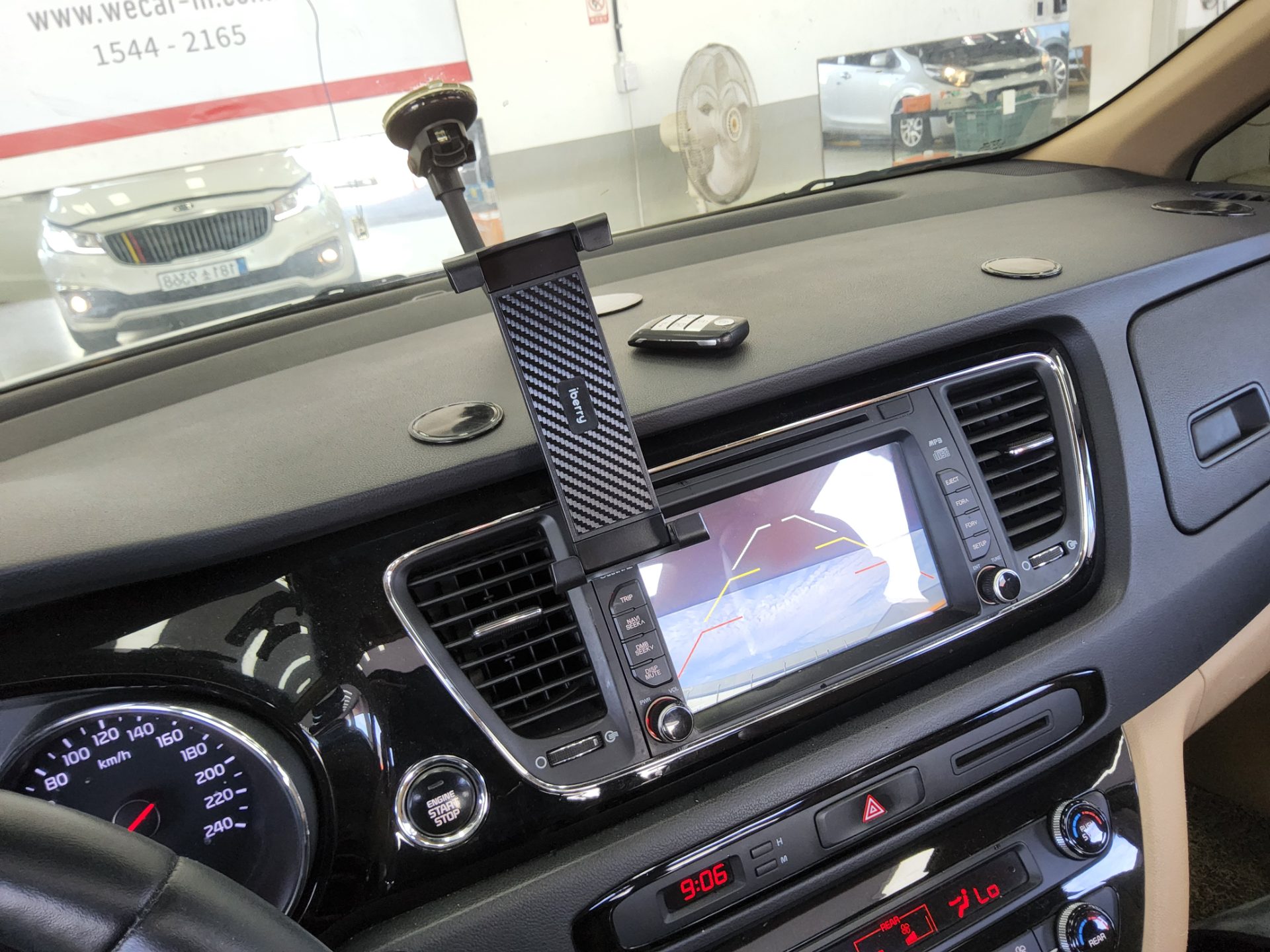 KIA ALL NEW CARNIVAL 9-SEATER DIESEL PRESTIGE 2016 - zdjęcie 17