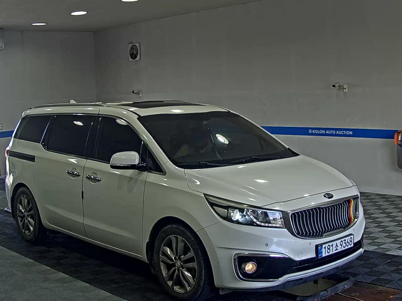 KIA ALL NEW CARNIVAL 9-SEATER DIESEL PRESTIGE 2016 - zdjęcie 3