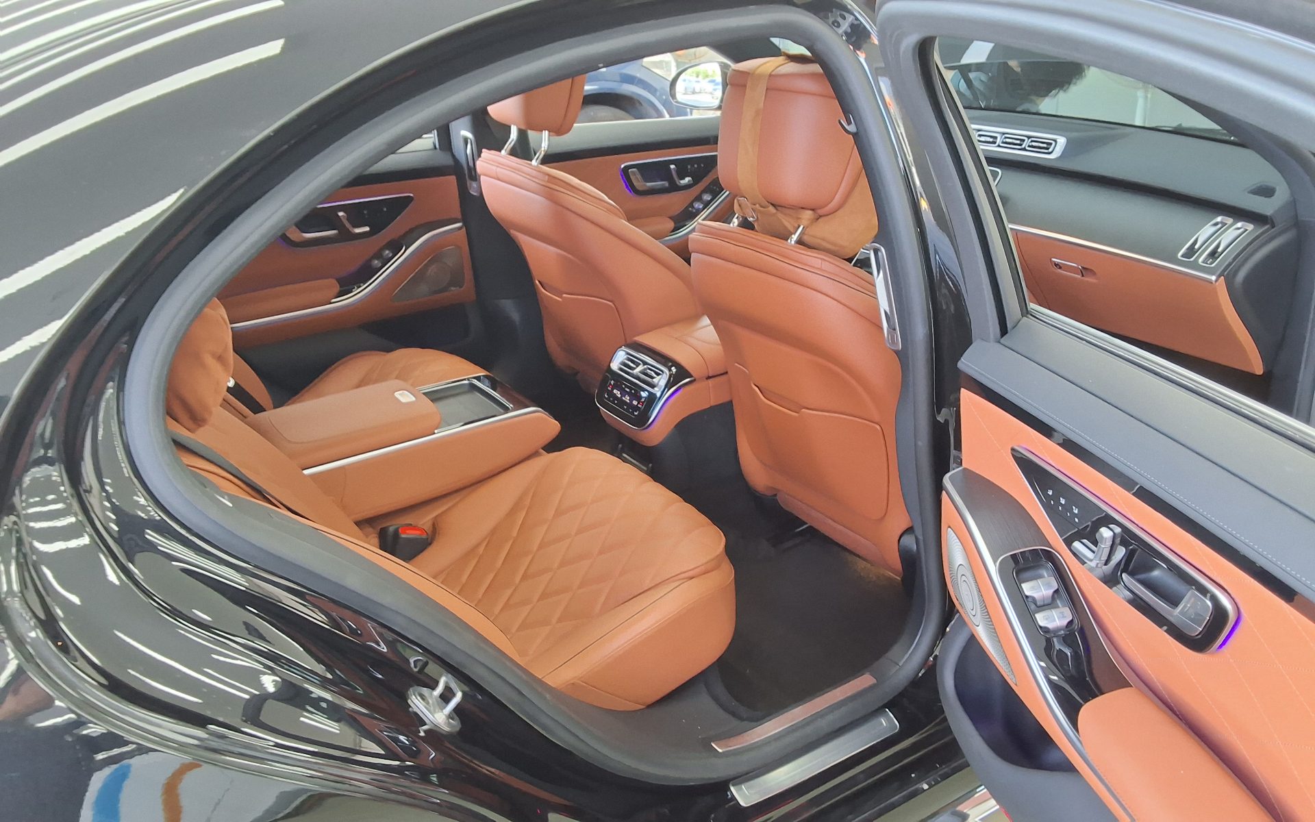 MERCEDES-BENZ S-CLASS (7TH GEN) S400d 4MATIC 2022 - zdjęcie 13