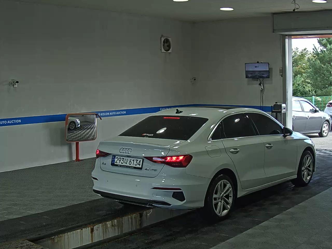 AUDI A3 (4TH GEN) 40 TFSI 2023 - zdjęcie 5