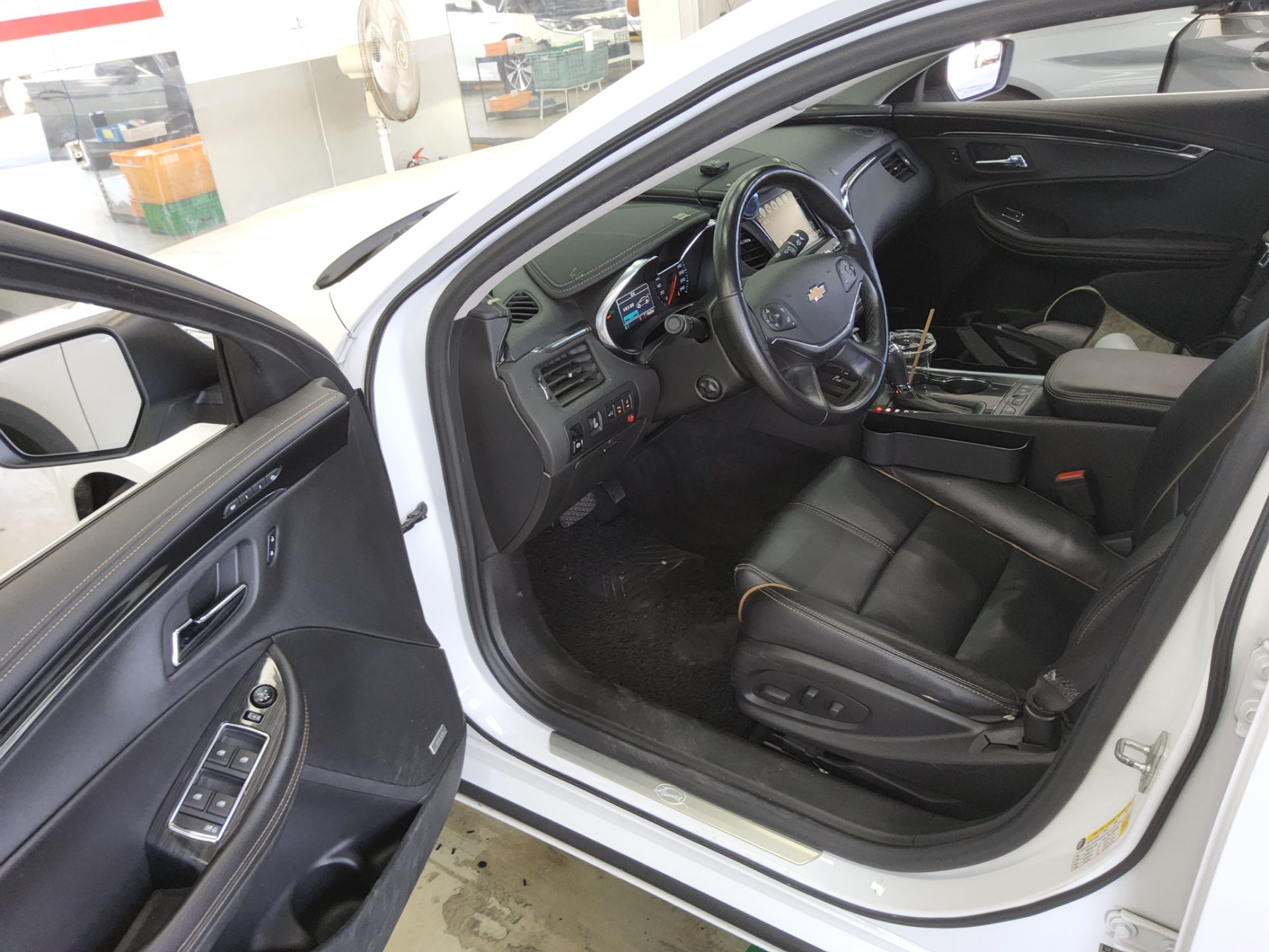 CHEVROLET (DAEWOO) IMPALA 2.5 LTZ 2016 - zdjęcie 10