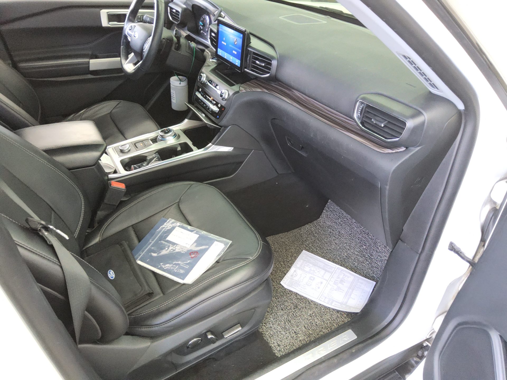 FORD EXPLORER (6TH GEN) 2.3 AWD LIMITED 2020 - zdjęcie 14