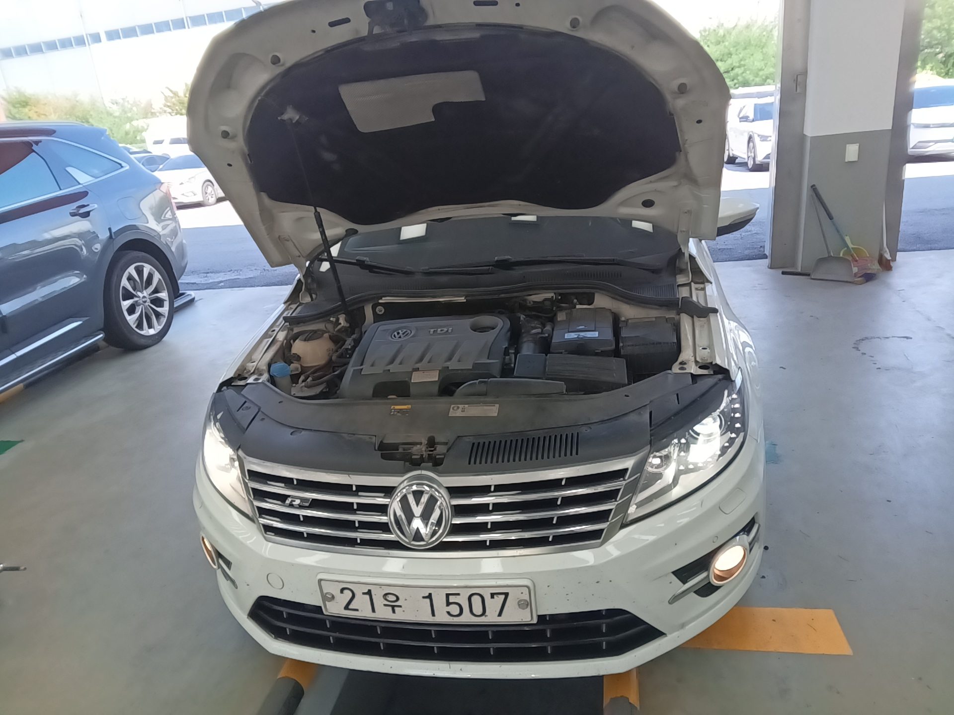 VOLKSWAGEN CC 2.0 TDI BLUEMOTION R LINE 2015 - zdjęcie 20
