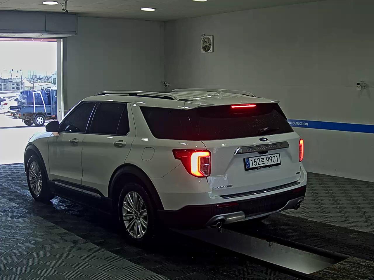 FORD EXPLORER (6TH GEN) 2.3 AWD LIMITED 2020 - zdjęcie 6