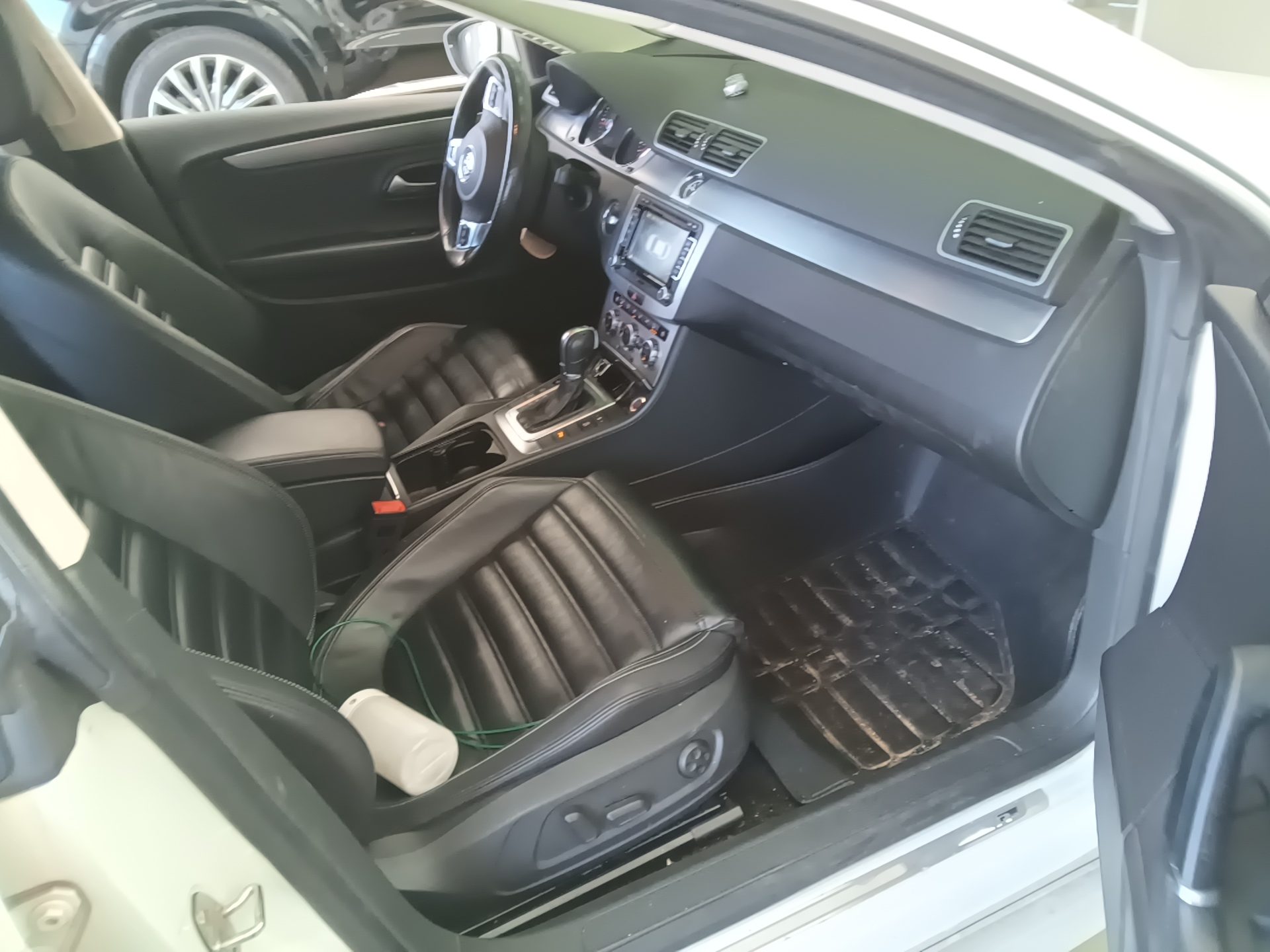 VOLKSWAGEN CC 2.0 TDI BLUEMOTION R LINE 2015 - zdjęcie 14