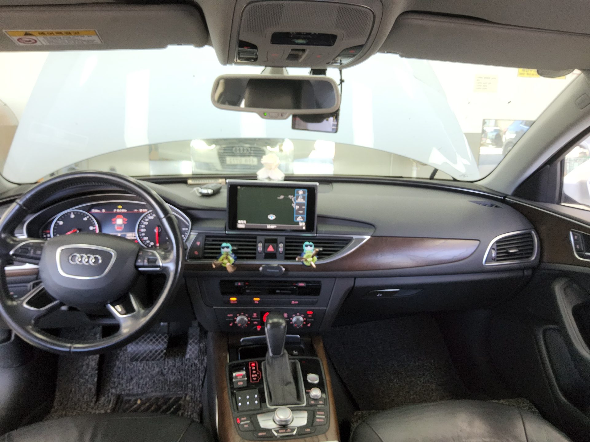 AUDI A6 (4TH GEN) 35 TDI COMFORT 2016 - zdjęcie 11