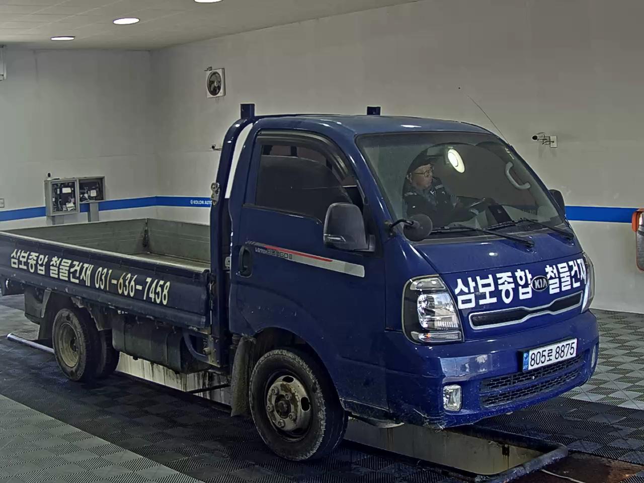KIA THE NEW BONGO III CARGO 1.2 TON STANDARD CAB EXTRA LONG WHEELBASE GL 2022 - zdjęcie 3