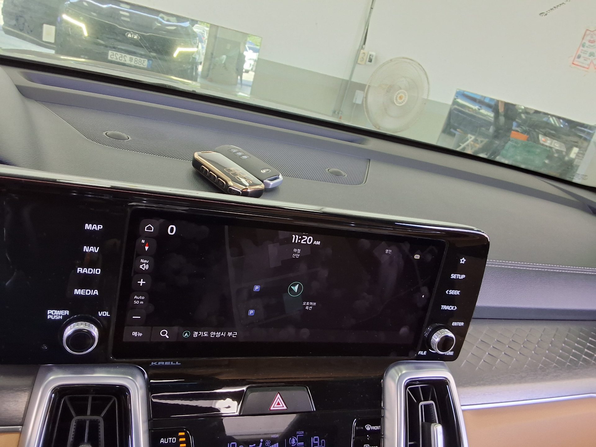 KIA NEW SORENTO (MQ4) 2.2 DIESEL 4WD SIGNATURE 2021 - zdjęcie 18