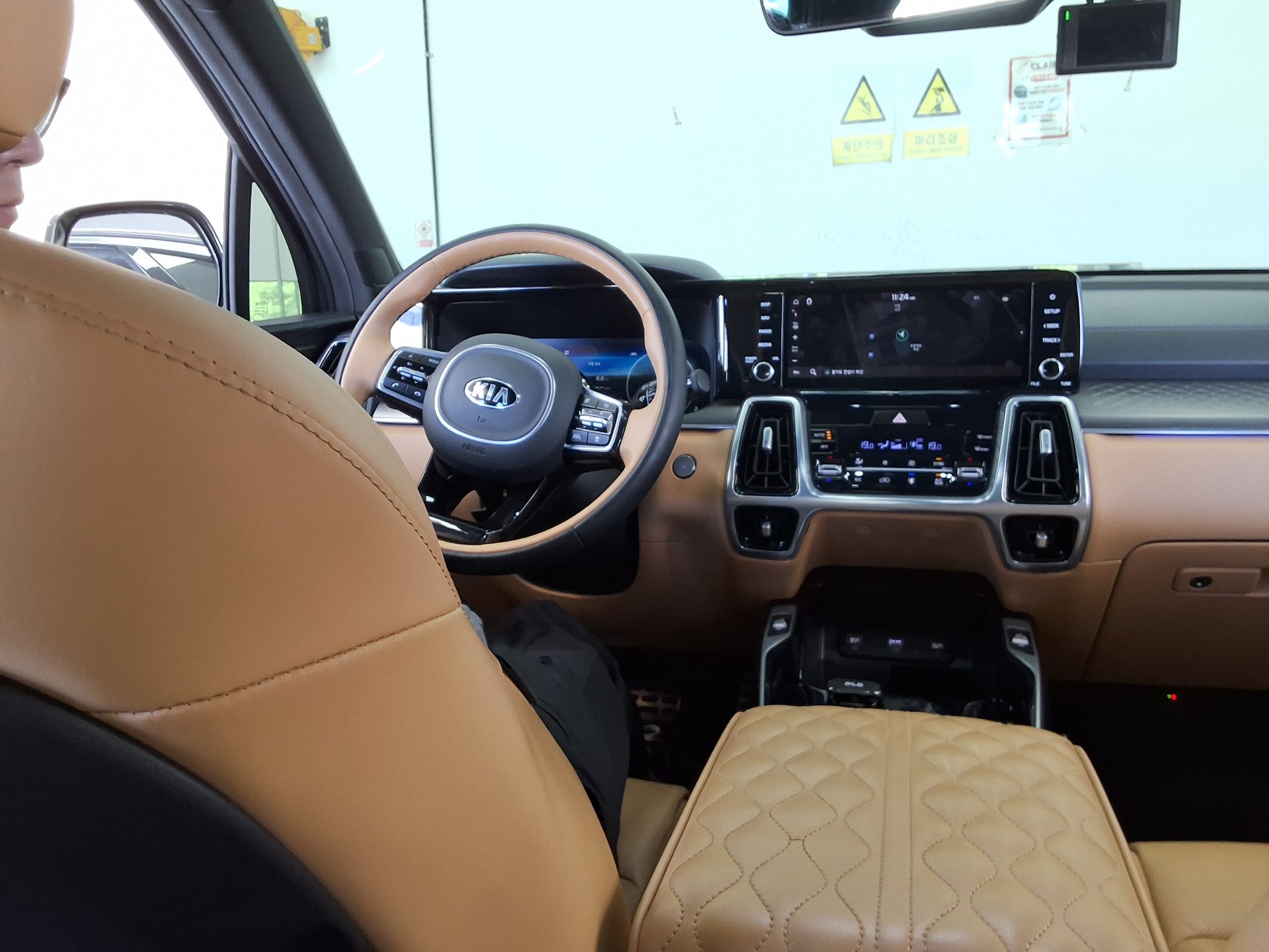 KIA NEW SORENTO (MQ4) 2.2 DIESEL 4WD SIGNATURE 2021 - zdjęcie 11