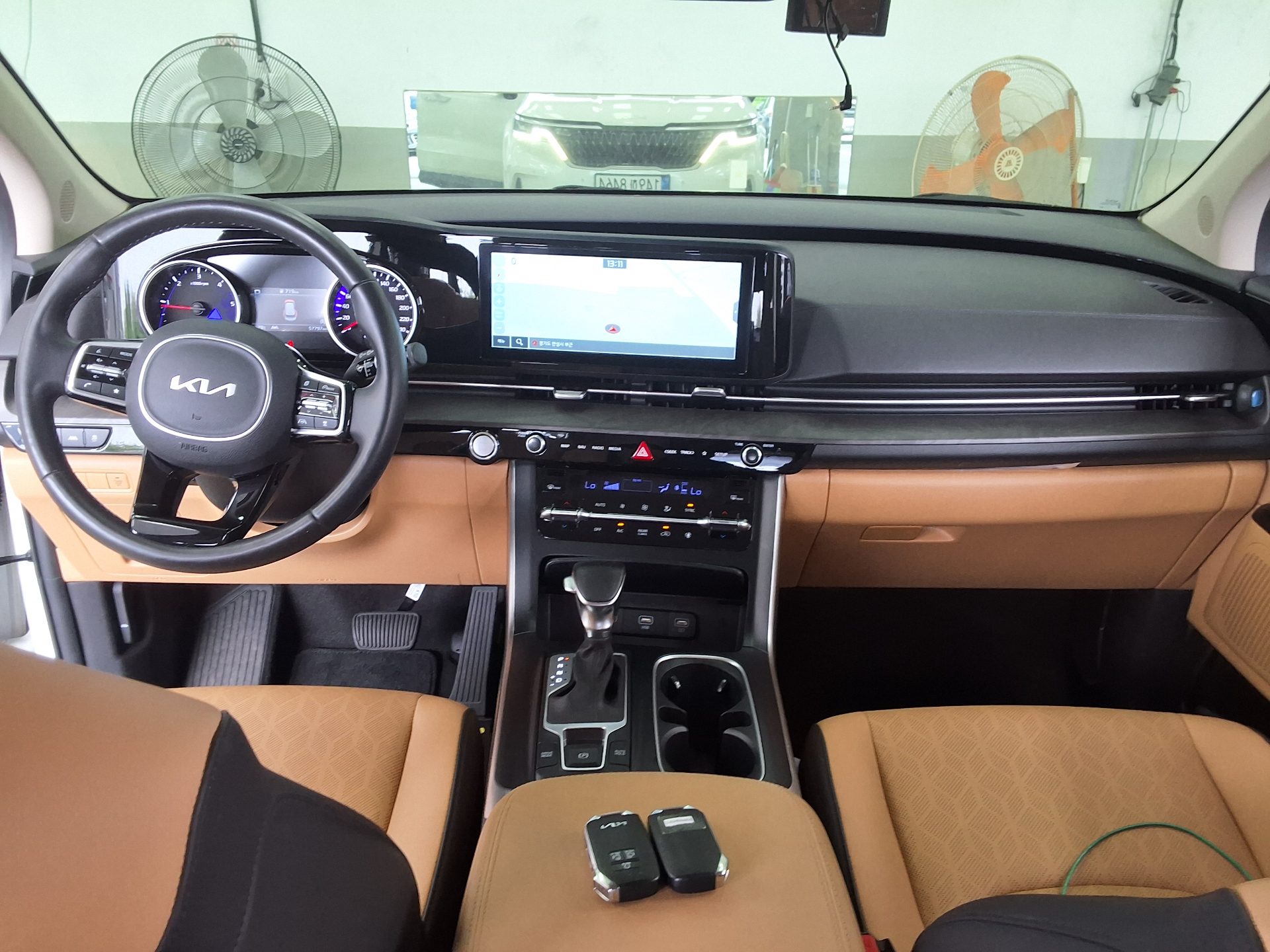KIA NEW CARNIVAL (KA4) 9-SEATER DIESEL PRESTIGE 2023 - zdjęcie 12