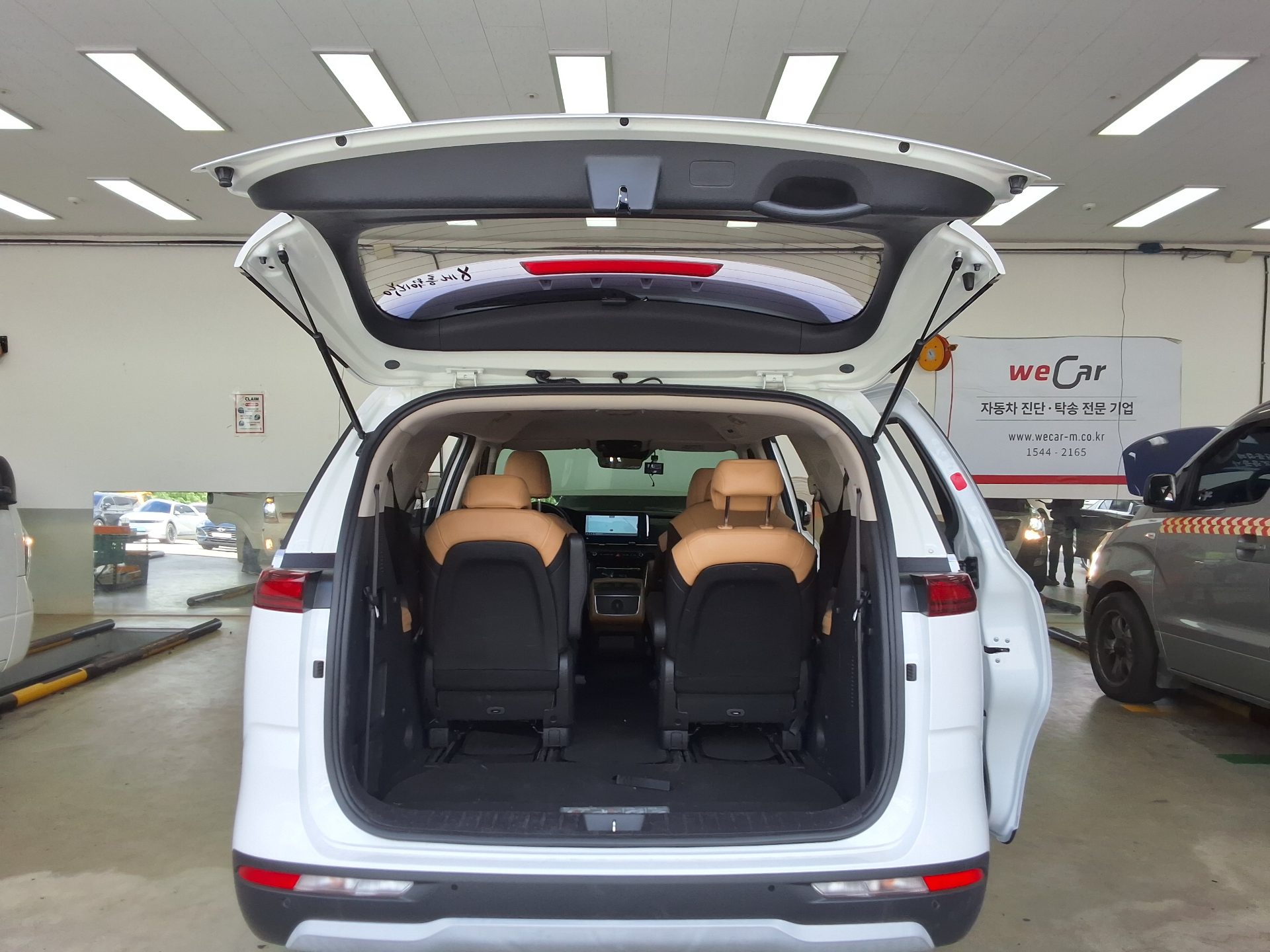 KIA NEW CARNIVAL (KA4) 9-SEATER DIESEL PRESTIGE 2023 - zdjęcie 16