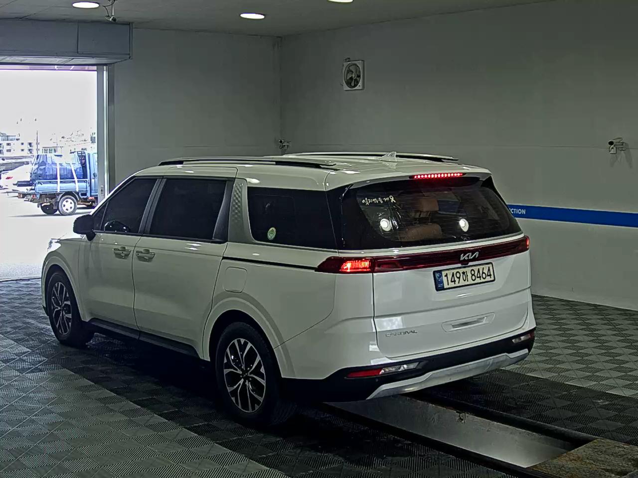 KIA NEW CARNIVAL (KA4) 9-SEATER DIESEL PRESTIGE 2023 - zdjęcie 6