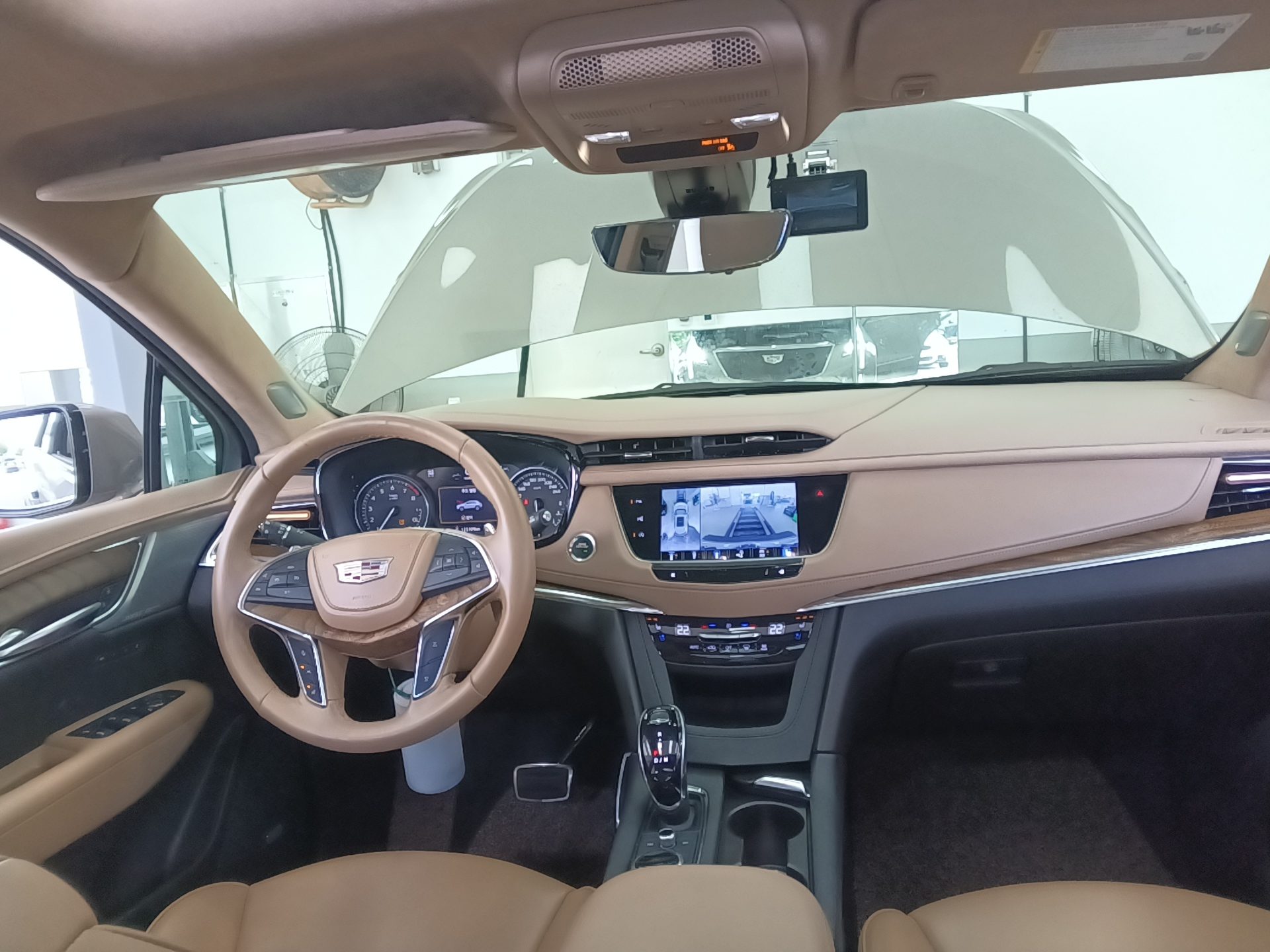 CADILLAC XT5 3.6 PREMIUM 2023 - zdjęcie 21