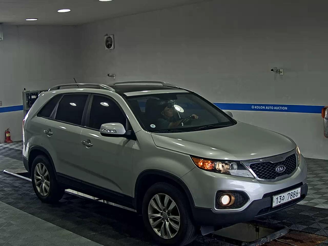 KIA SORENTO R DIESEL 2.0 2WD TLX LUXURY MODEL 2010 - zdjęcie 3
