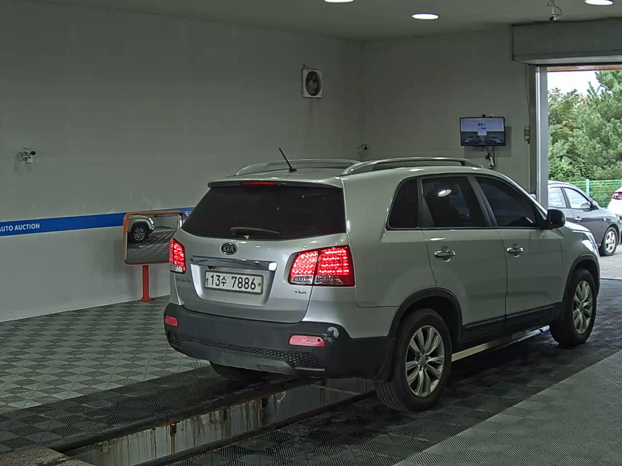 KIA SORENTO R DIESEL 2.0 2WD TLX LUXURY MODEL 2010 - zdjęcie 5