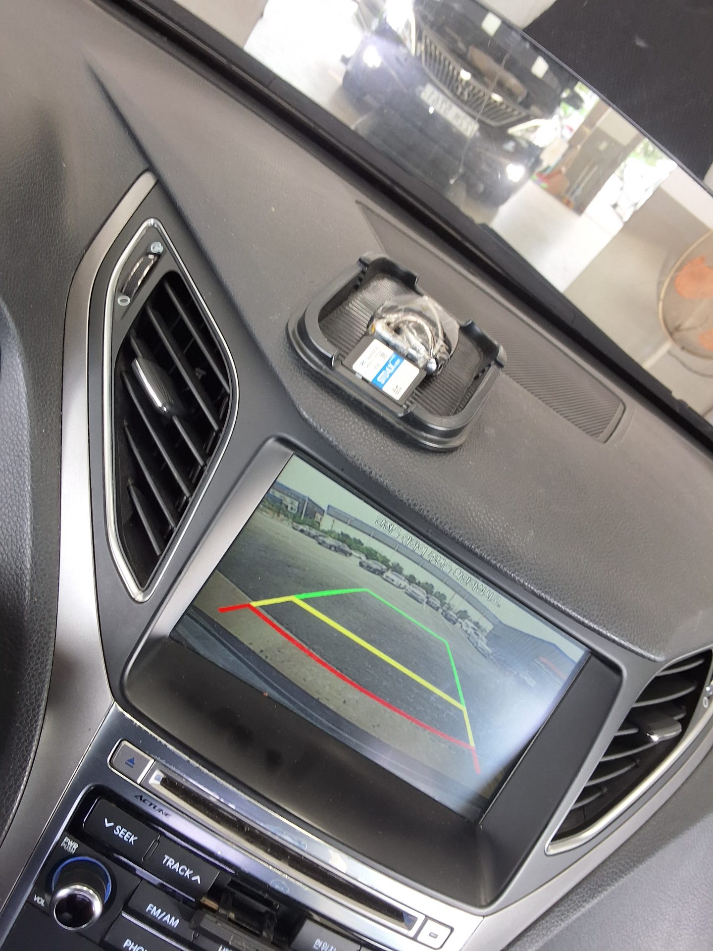 HYUNDAI GRANDEUR HG HG 300 PREMIUM 2015 - zdjęcie 19