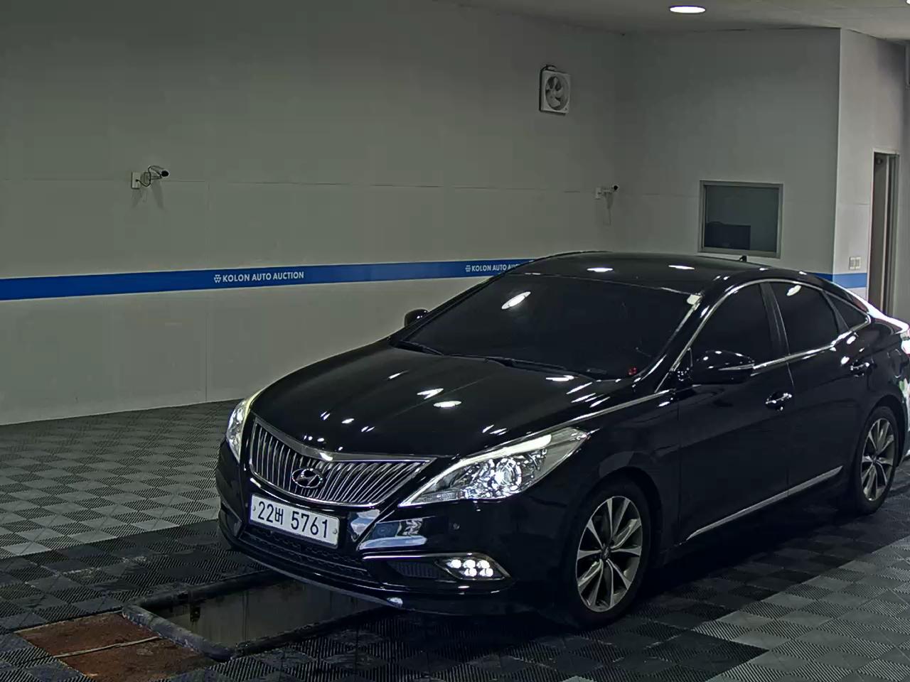 HYUNDAI GRANDEUR HG HG 300 PREMIUM 2015 - zdjęcie 2