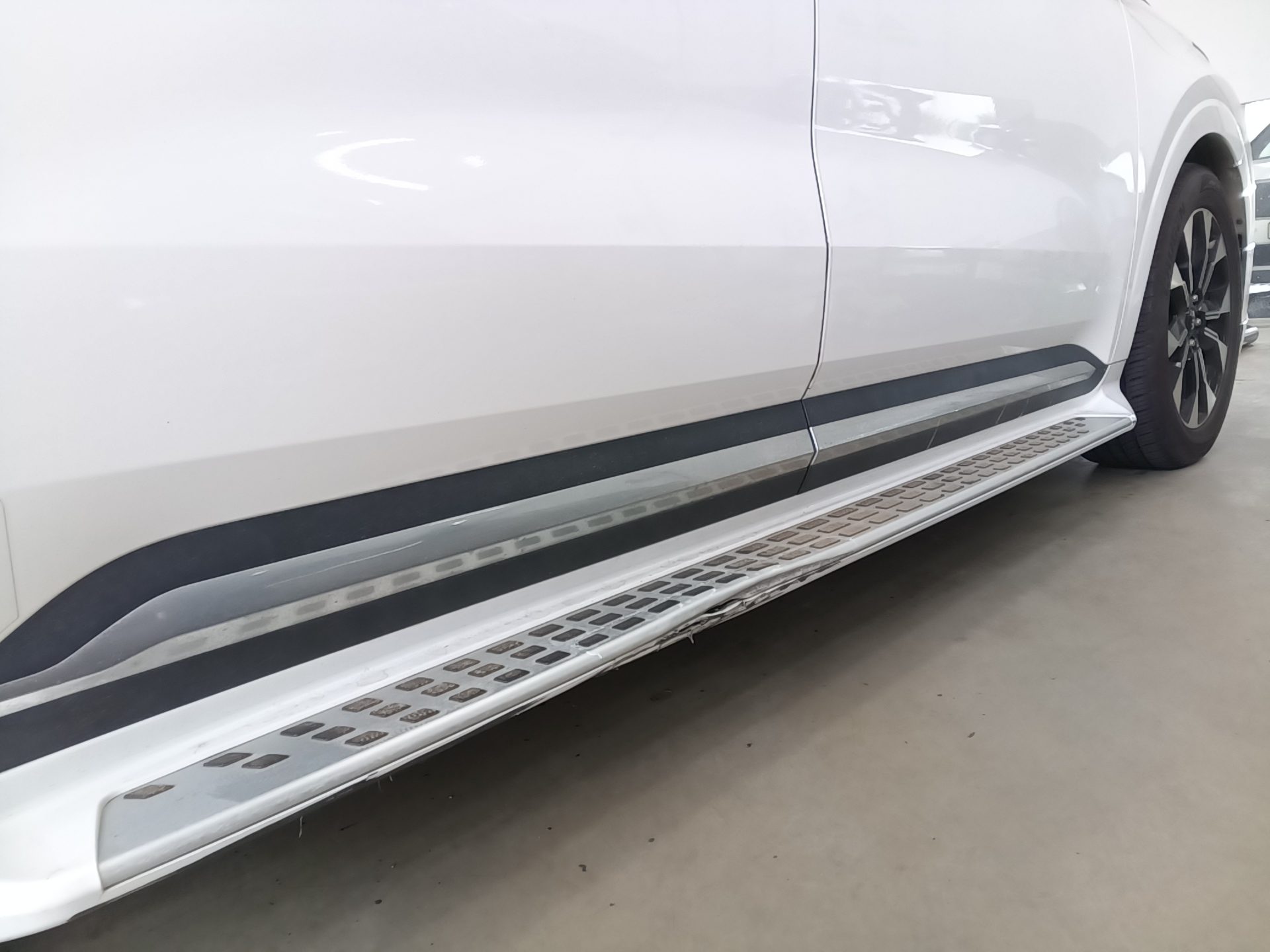 KIA NEW CARNIVAL (KA4) HI-LIMOUSINE 9-SEATER GASOLINE SIGNATURE 2021 - zdjęcie 31