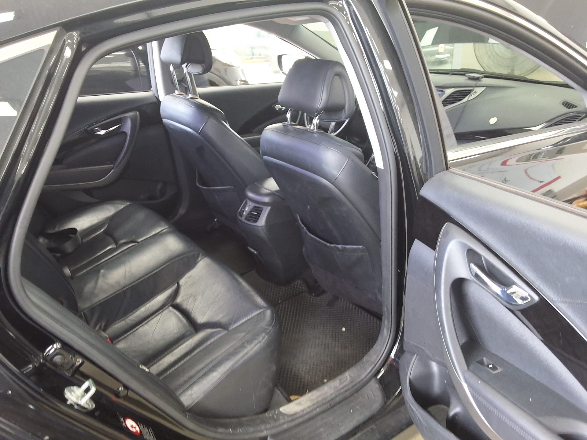HYUNDAI GRANDEUR HG HG 240 LUXURY 2012 - zdjęcie 14
