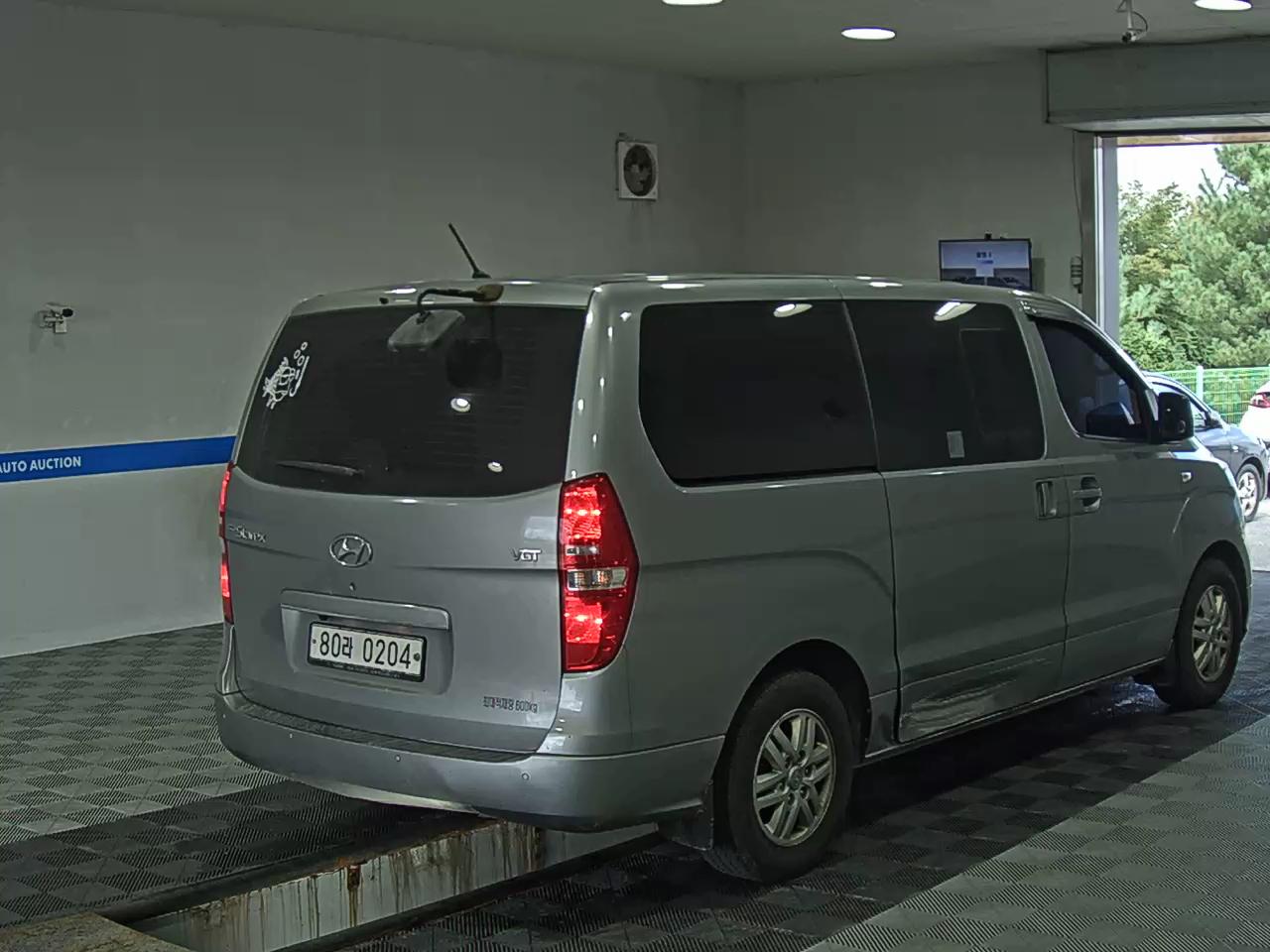 HYUNDAI THE NEW GRAND STAREX 5-SEATER DIESEL VAN SMART 2019 - zdjęcie 5