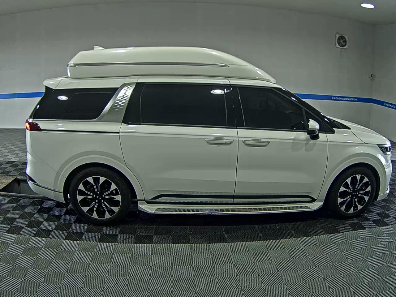 KIA NEW CARNIVAL (KA4) HI-LIMOUSINE 9-SEATER GASOLINE SIGNATURE 2021 - zdjęcie 4