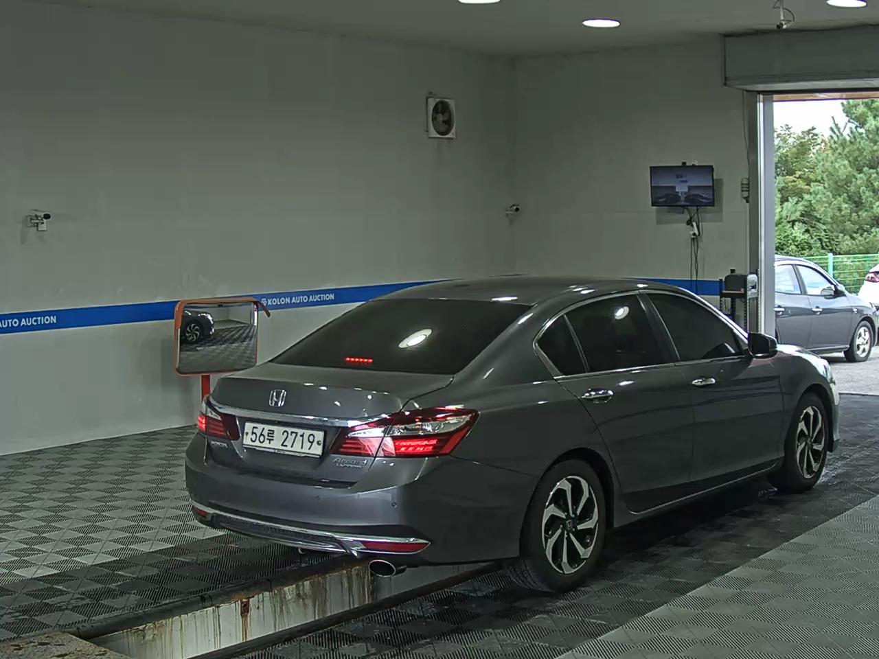 HONDA ACCORD (9TH GEN) 2.4 EX-L 2017 - zdjęcie 5