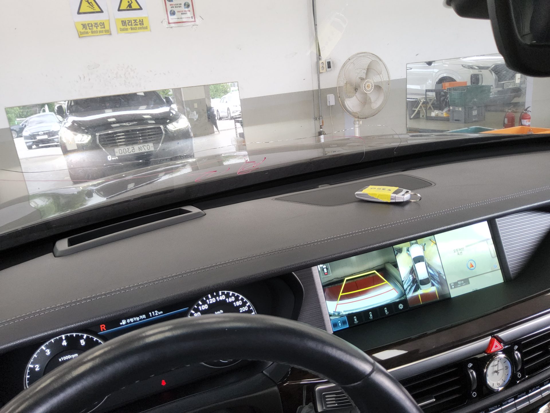 GENESIS EQ900 3.8 GDi AWD LUXURY 2018 - zdjęcie 17