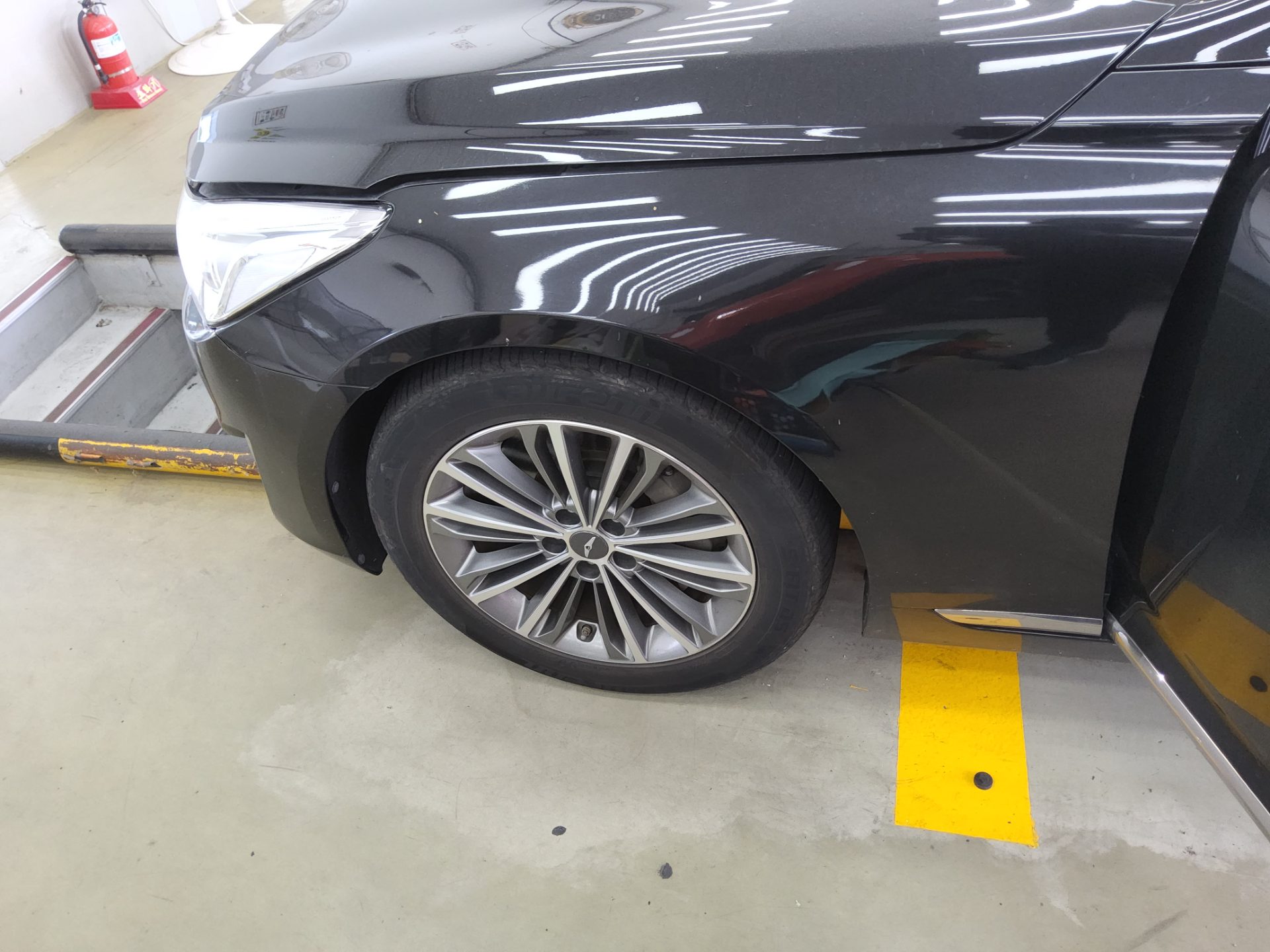 GENESIS EQ900 3.8 GDi AWD LUXURY 2018 - zdjęcie 20
