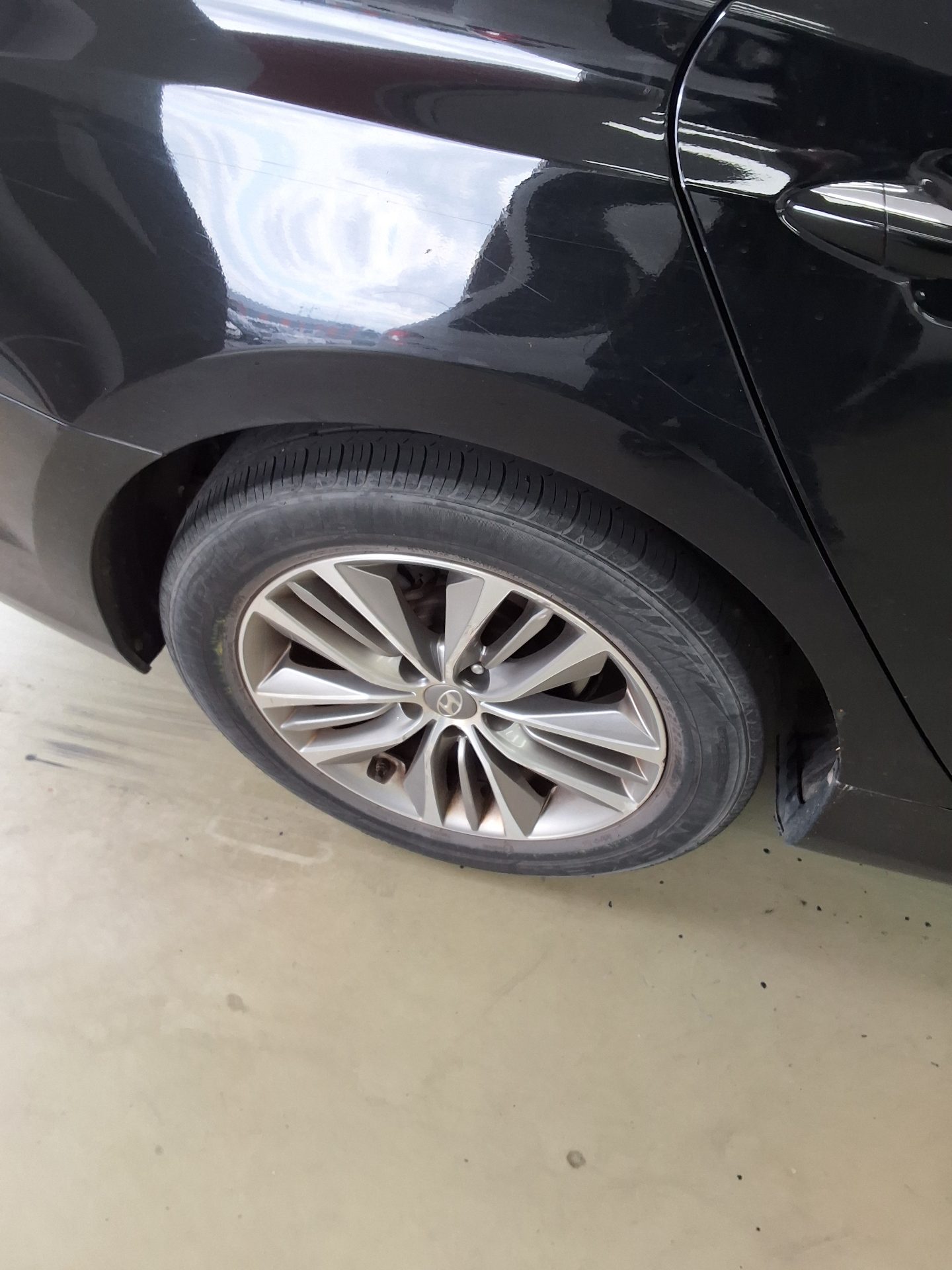 HYUNDAI GRANDEUR HG HG 240 MODERN 2015 - zdjęcie 23