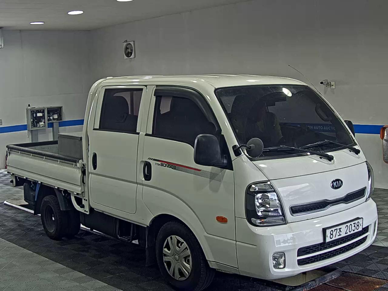 KIA THE NEW BONGO III CARGO 1 TON DOUBLE CAB EXTRA LONG WHEELBASE L 2020 - zdjęcie 3