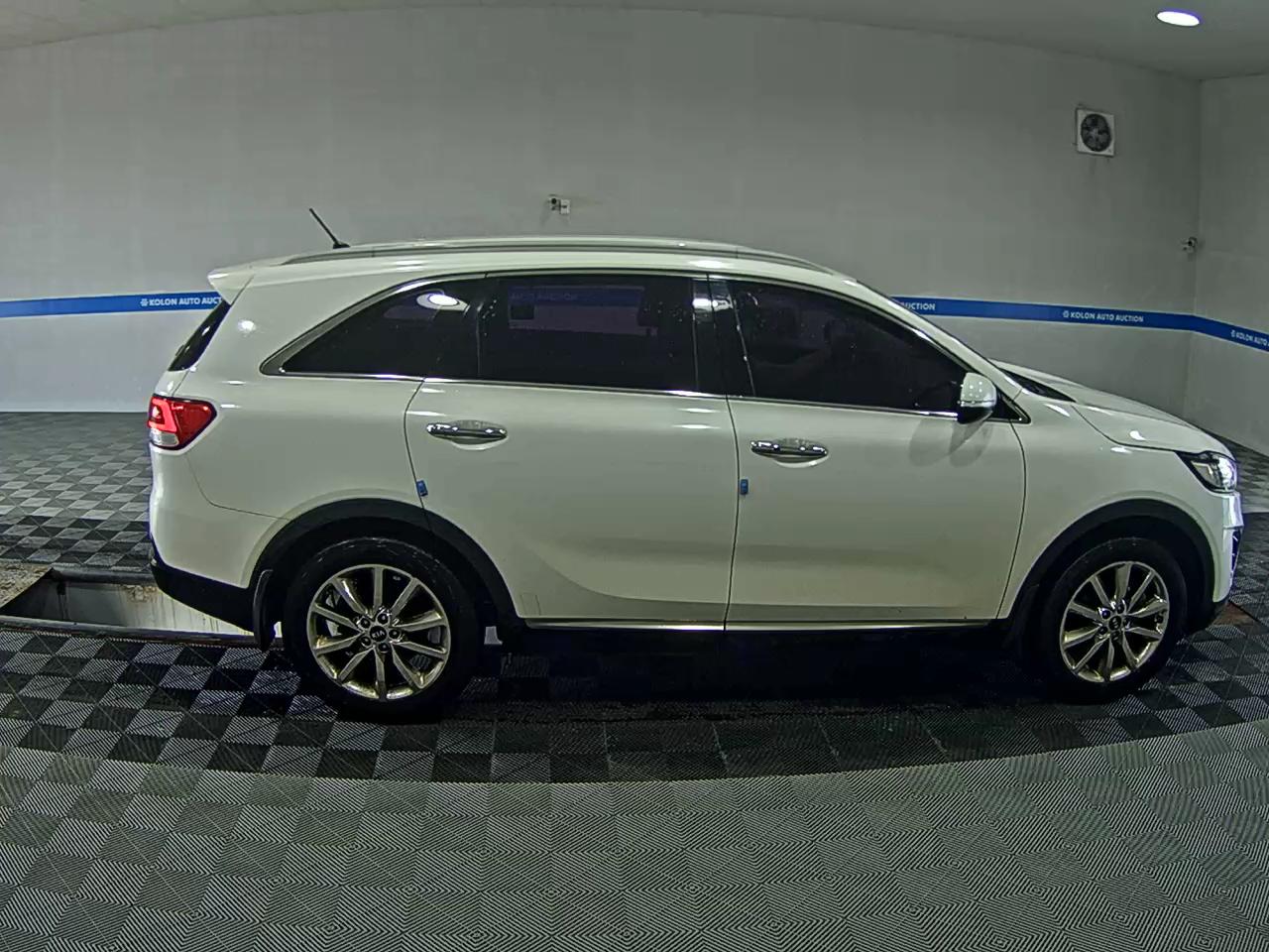 KIA ALL NEW SORENTO R2.0 4WD NOBLESSE 2017 - zdjęcie 4