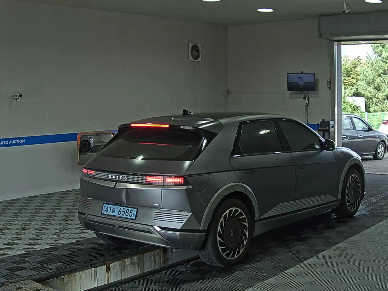HYUNDAI IONIQ 5 EV AWD LONG RANGE PRESTIGE 2022 - zdjęcie 5