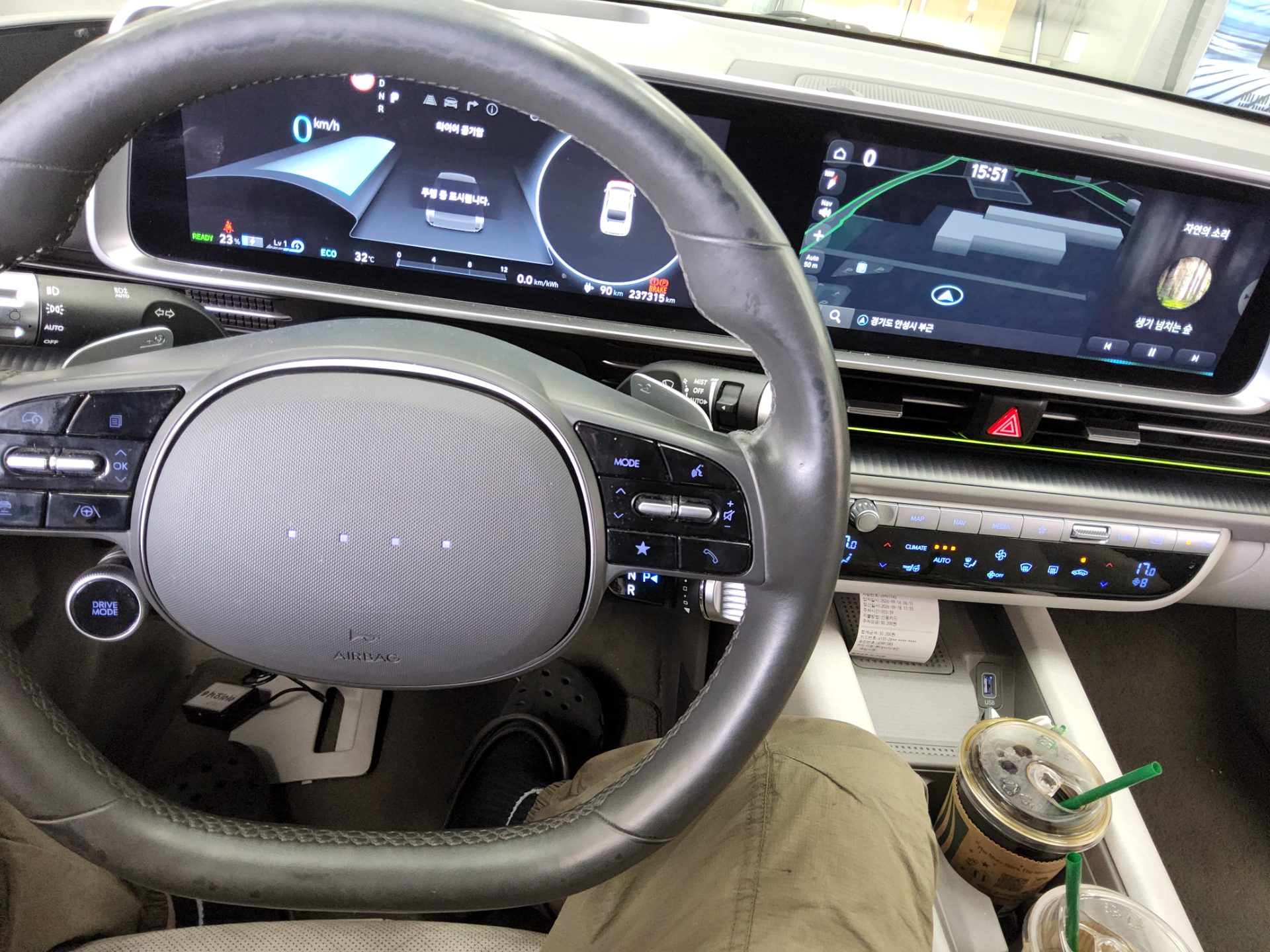 HYUNDAI IONIQ 6 LONG RANGE 2WD PRESTIGE 2023 - zdjęcie 17