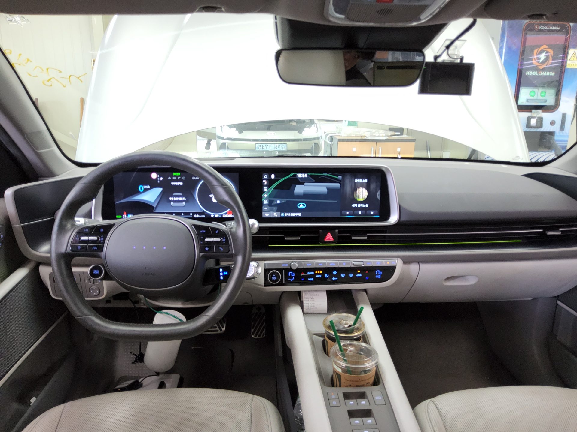 HYUNDAI IONIQ 6 LONG RANGE 2WD PRESTIGE 2023 - zdjęcie 11
