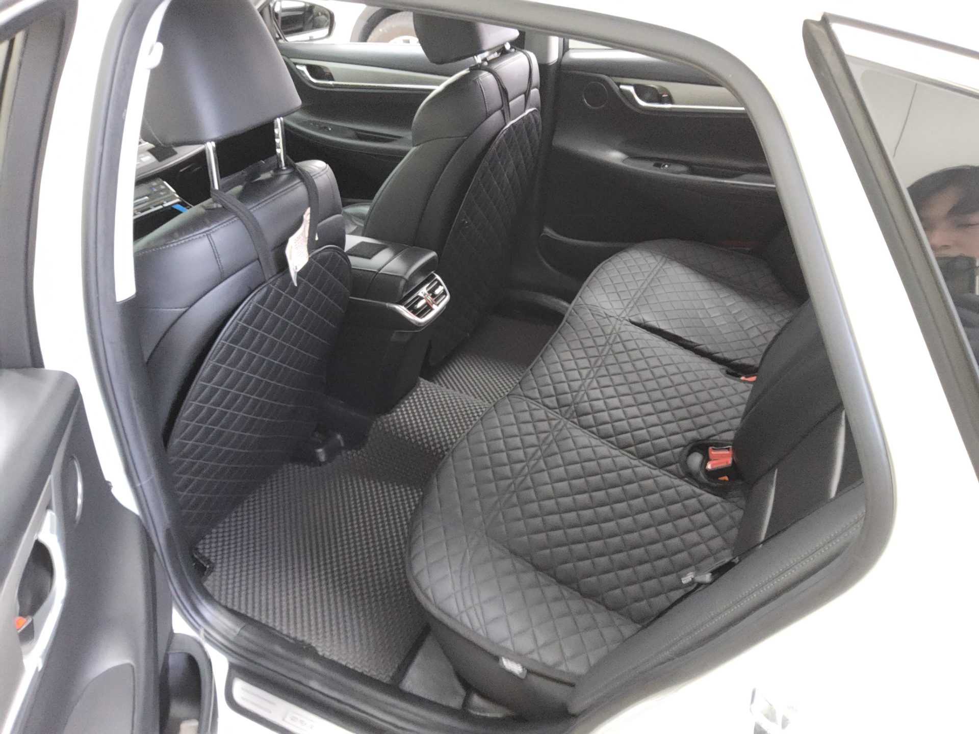 HYUNDAI THE NEW GRANDEUR IG LPi 3.0 BUSINESS DELUXE TYPE 2023 - zdjęcie 12