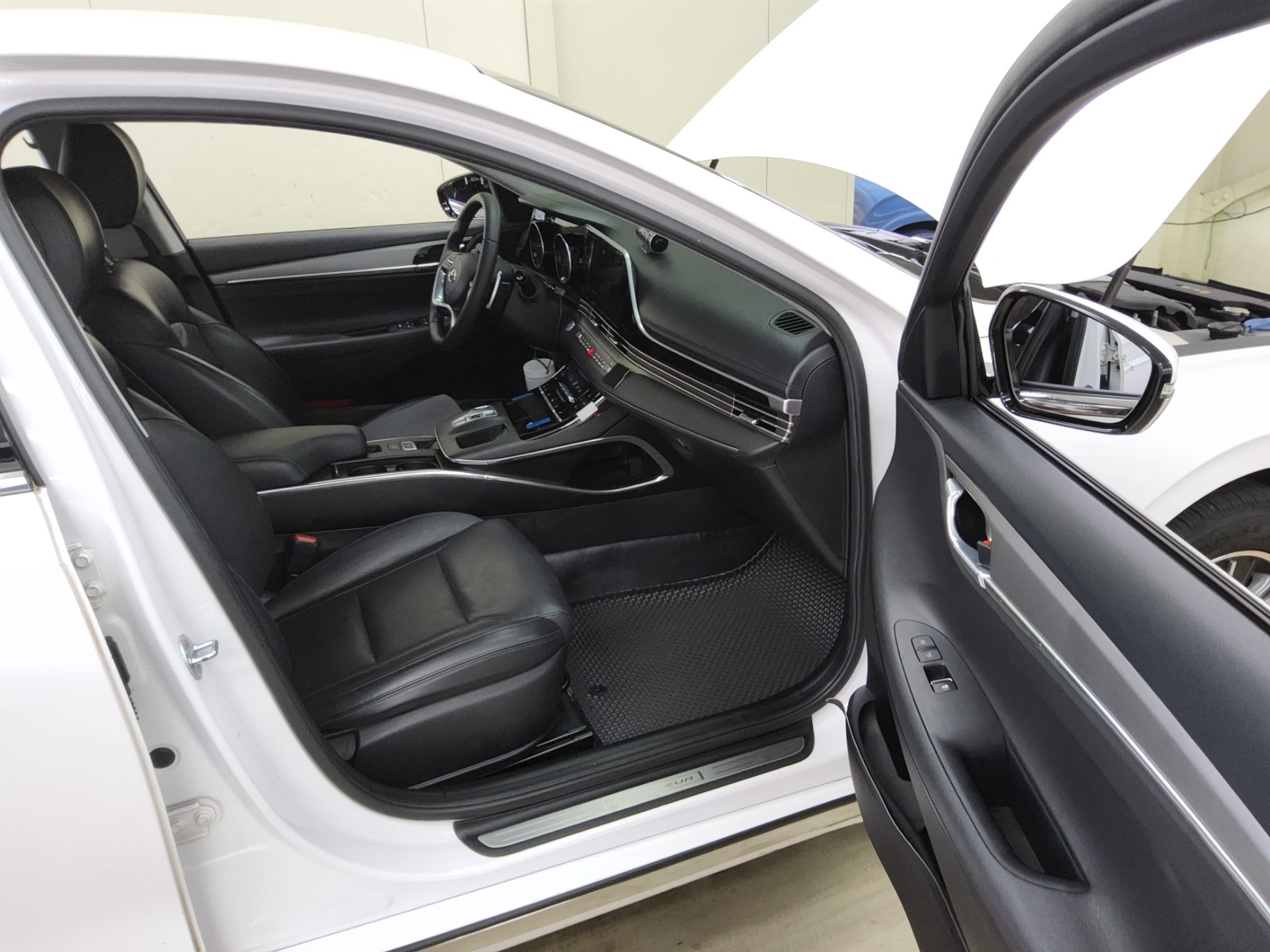 HYUNDAI THE NEW GRANDEUR IG LPi 3.0 BUSINESS DELUXE TYPE 2023 - zdjęcie 14