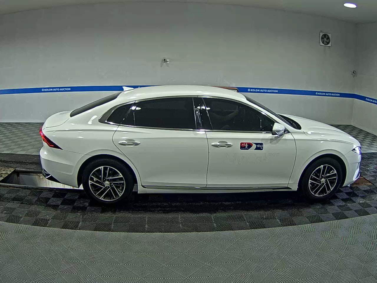 HYUNDAI THE NEW GRANDEUR IG LPi 3.0 BUSINESS DELUXE TYPE 2023 - zdjęcie 4