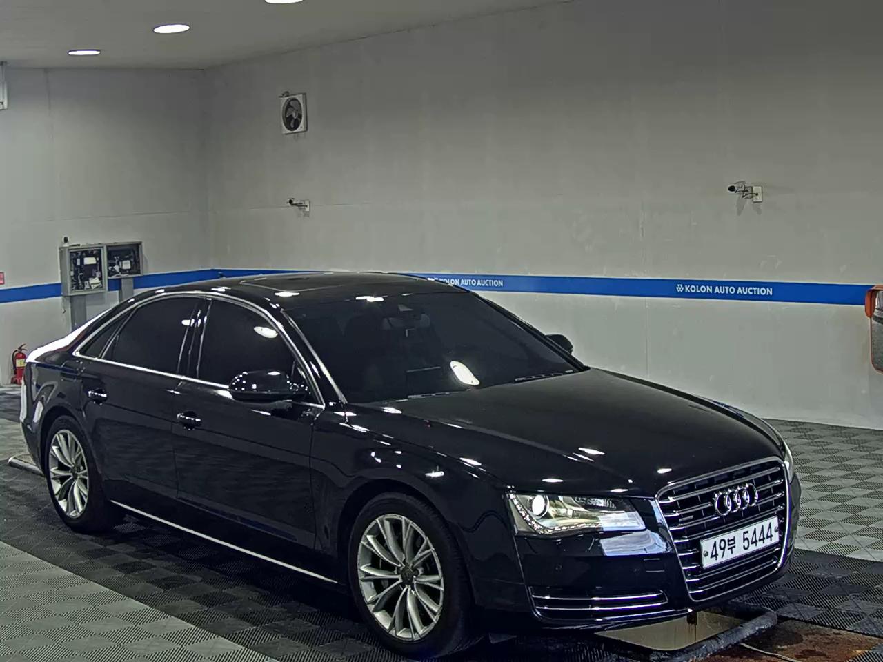 AUDI A8 (3RD GEN) 3.0 TDI QUATTRO 2012 - zdjęcie 3